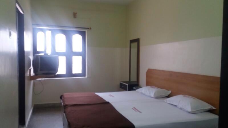 Tripura Sundari Residency Hotel Madanapalle Exterior photo